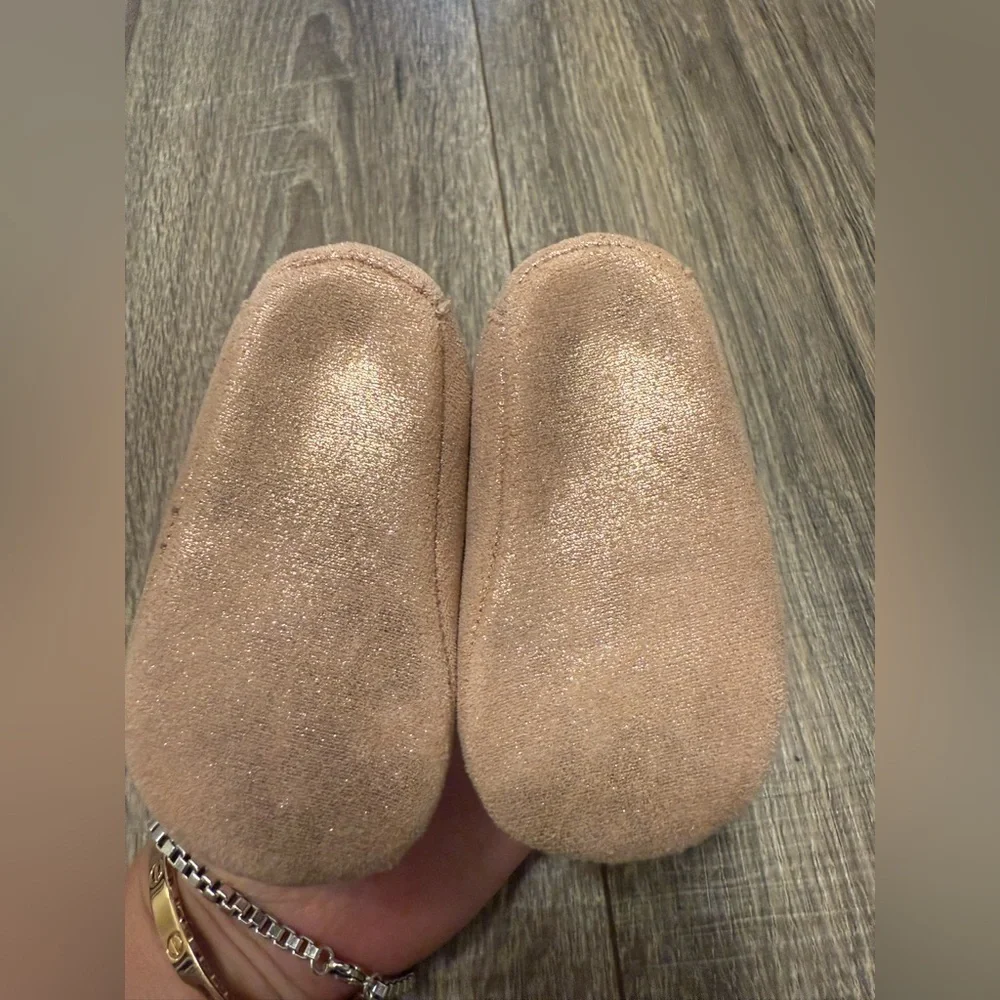 The Children’s Place Baby Girl Shimmer Wrap Ballet Flats Size 0-3 Months